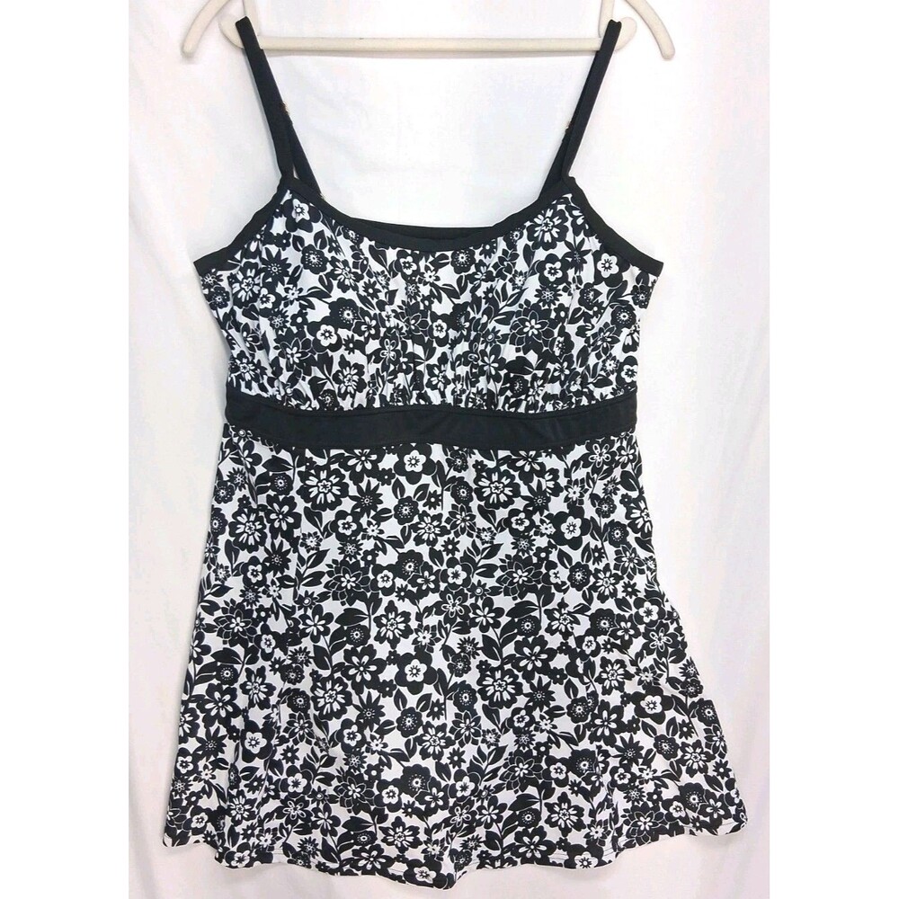 Fit4U Women 22W Swimsuit One Piece Black Floral Beach Resortwear Vacation